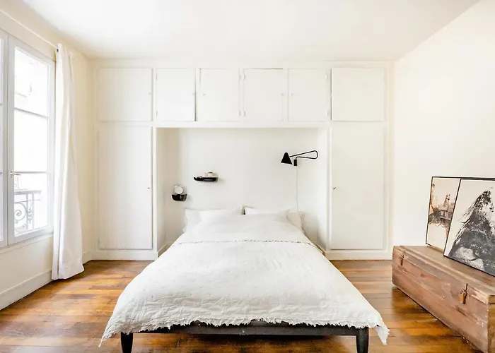 Bel Ile Saint Louis, Centre Alloggio in famiglia